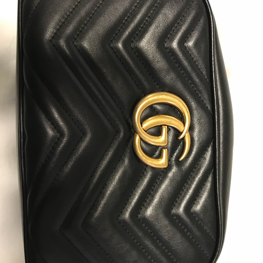 Gucci GG Marmont Camera small leather shoulder bag
